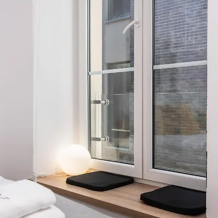 Novanest Apartments - Kalwaryjska - By Upstairs Krakow Exterior photo